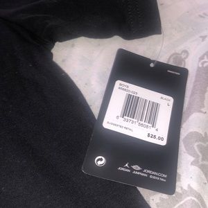 Boys Jordan shirt new with tags size 12/14 Large $25